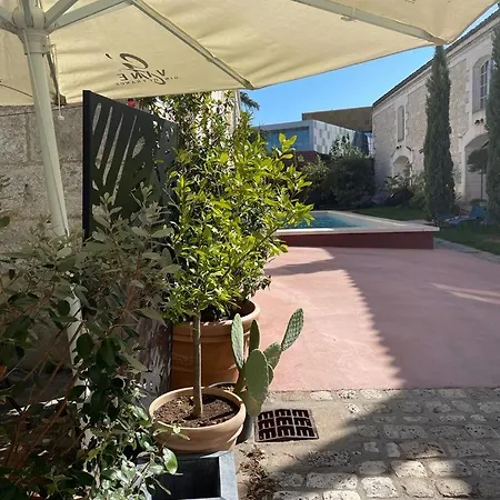 L Atelier شقة *